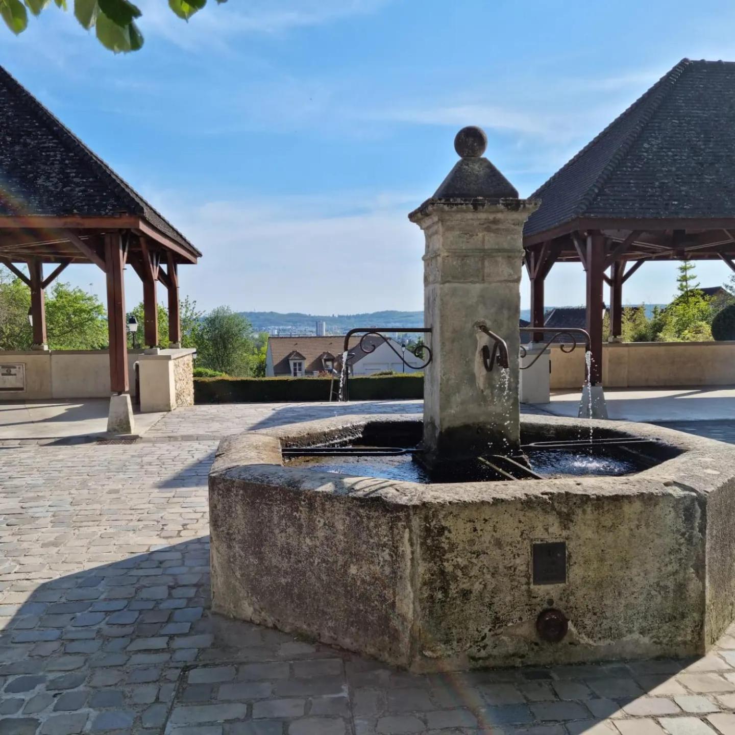 Loft De Luxe Jacuzzi Et Jardin Privatif 10 Minutes De Stade De France Saint-Prix (Val d'Oise) Bagian luar foto