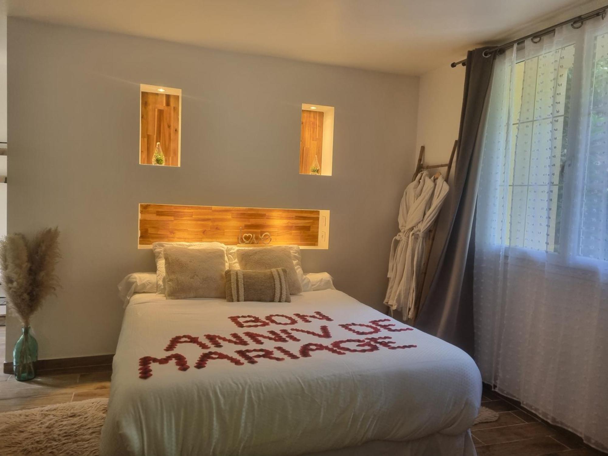 Loft De Luxe Jacuzzi Et Jardin Privatif 10 Minutes De Stade De France Saint-Prix (Val d'Oise) Bagian luar foto
